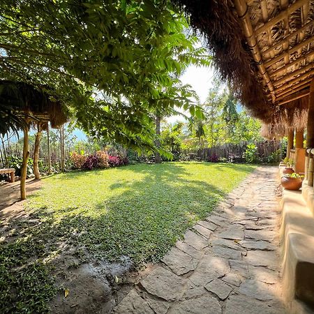 Hotel The Mudhouse Marayoor Munnar Esterno foto