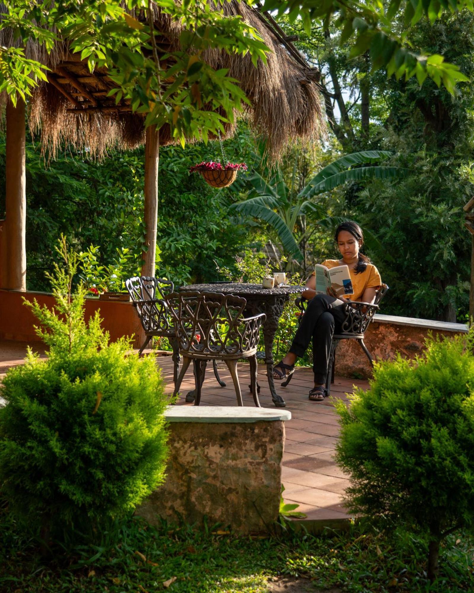 Hotel The Mudhouse Marayoor Munnar Esterno foto