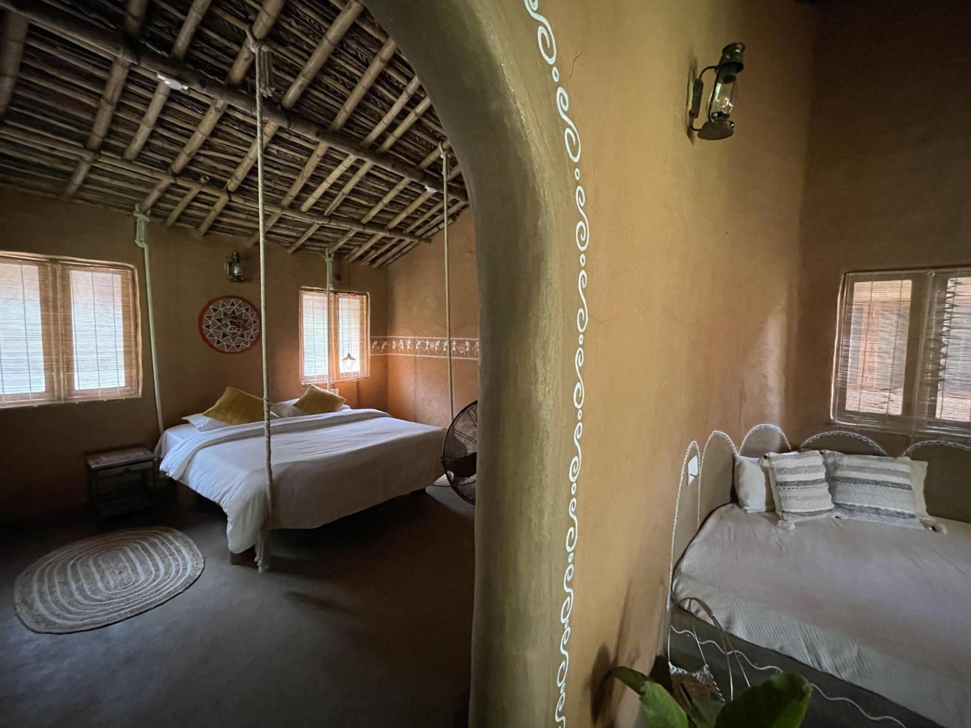 Hotel The Mudhouse Marayoor Munnar Esterno foto
