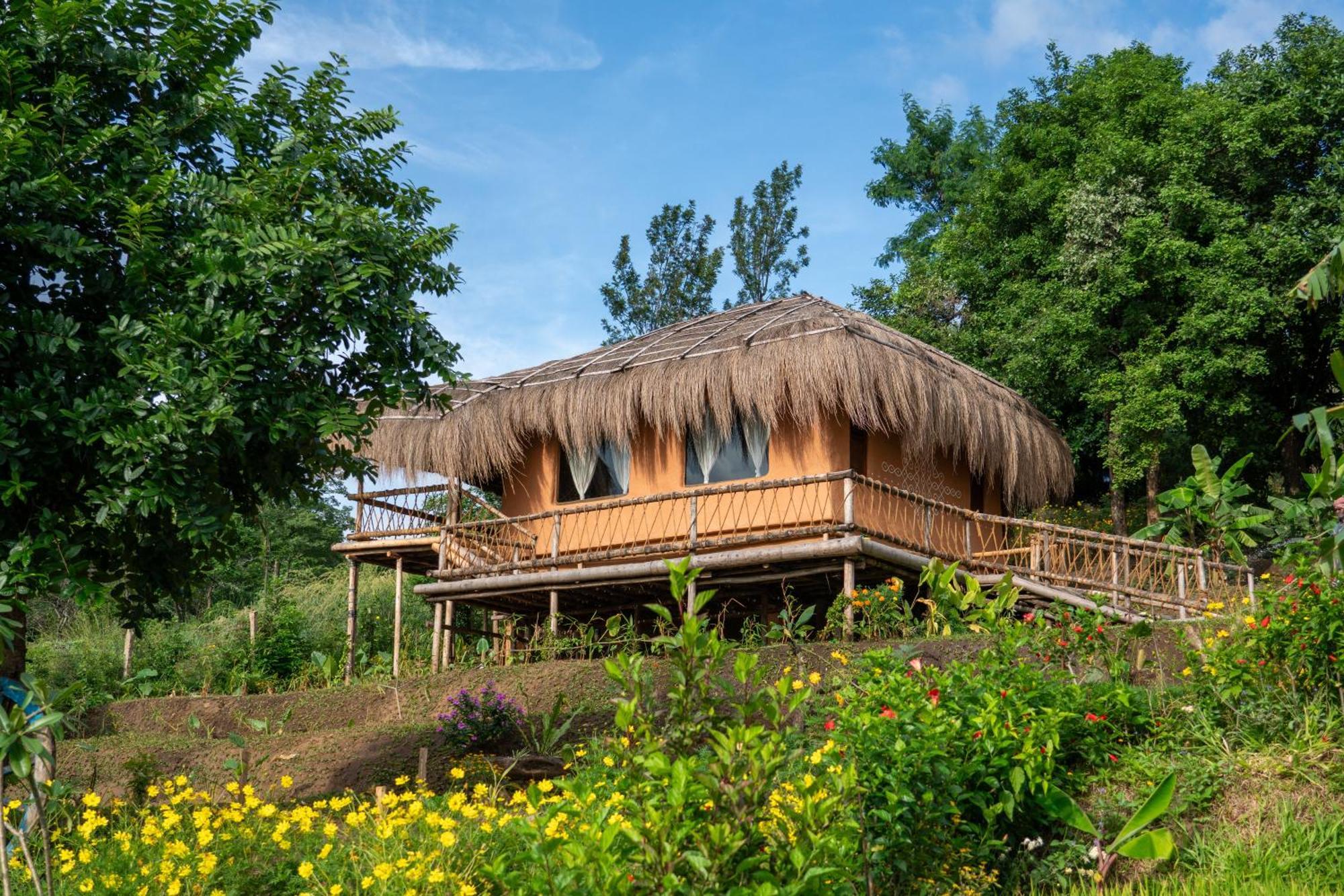 Hotel The Mudhouse Marayoor Munnar Esterno foto